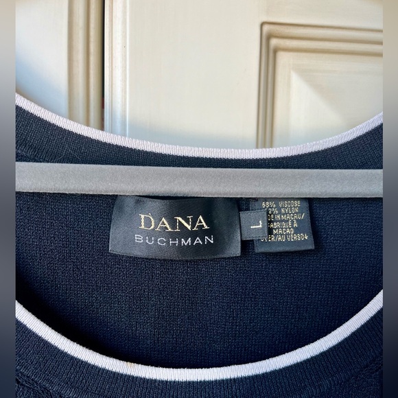 Dana Bachman. Size L. Black knit tank top with white trim. - Picture 2 of 3